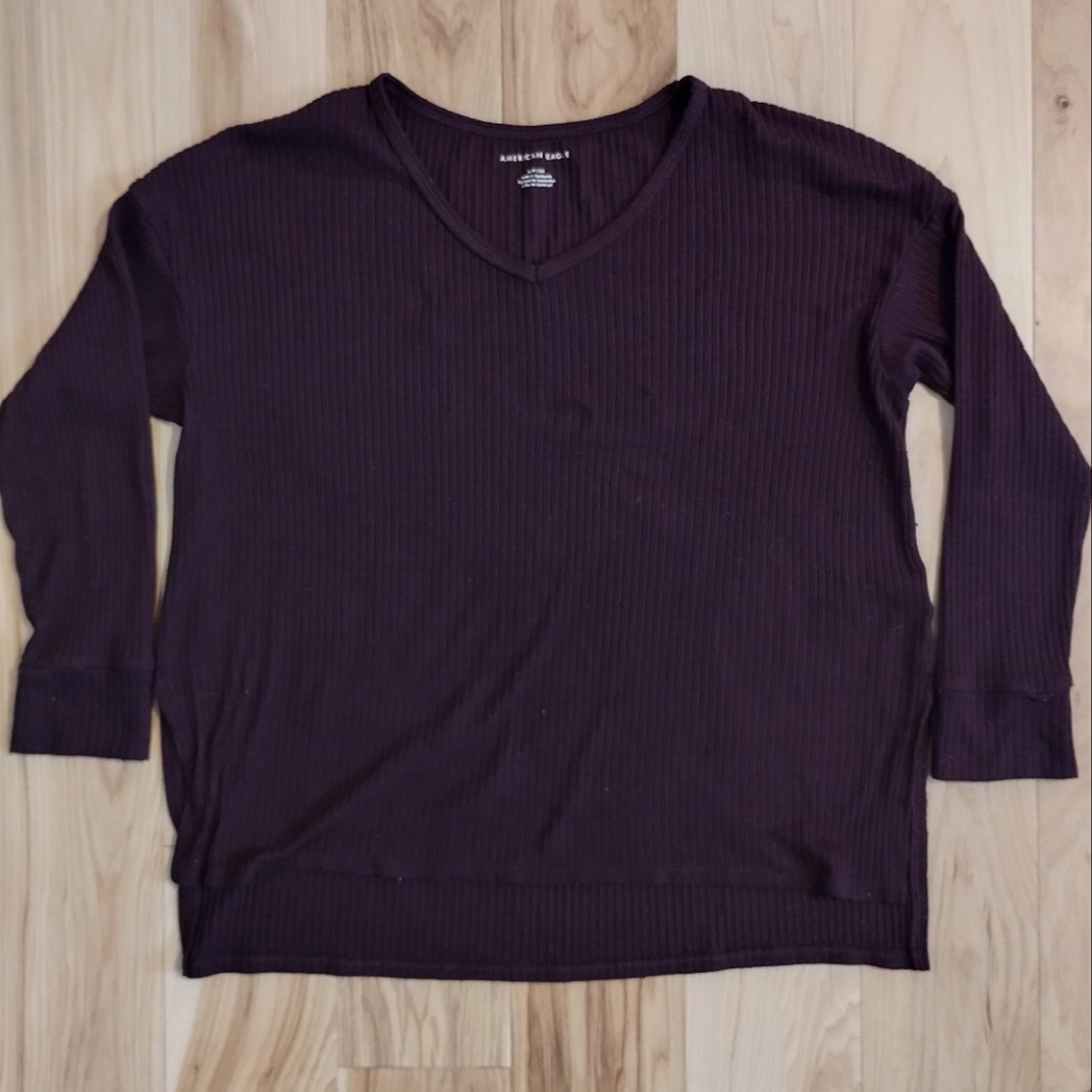 American Eagle purple V-neck ribbed sweater women's size Small